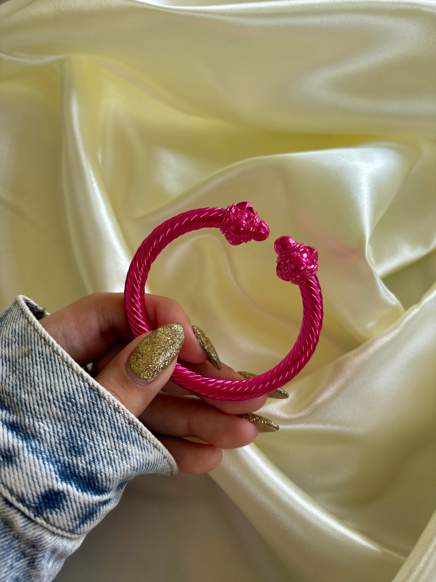 HOT PINK METÁLICA BANGLE