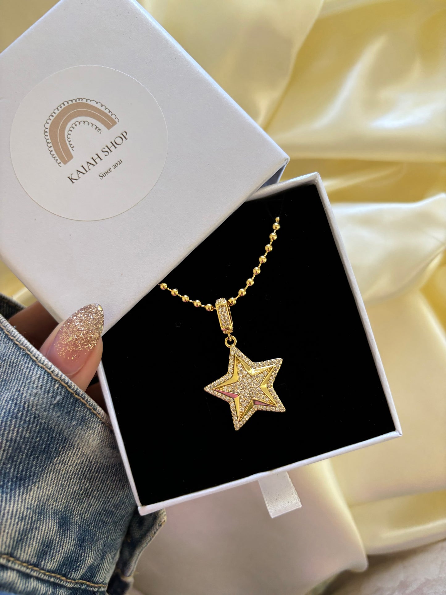 BALL STAR NECKLACE
