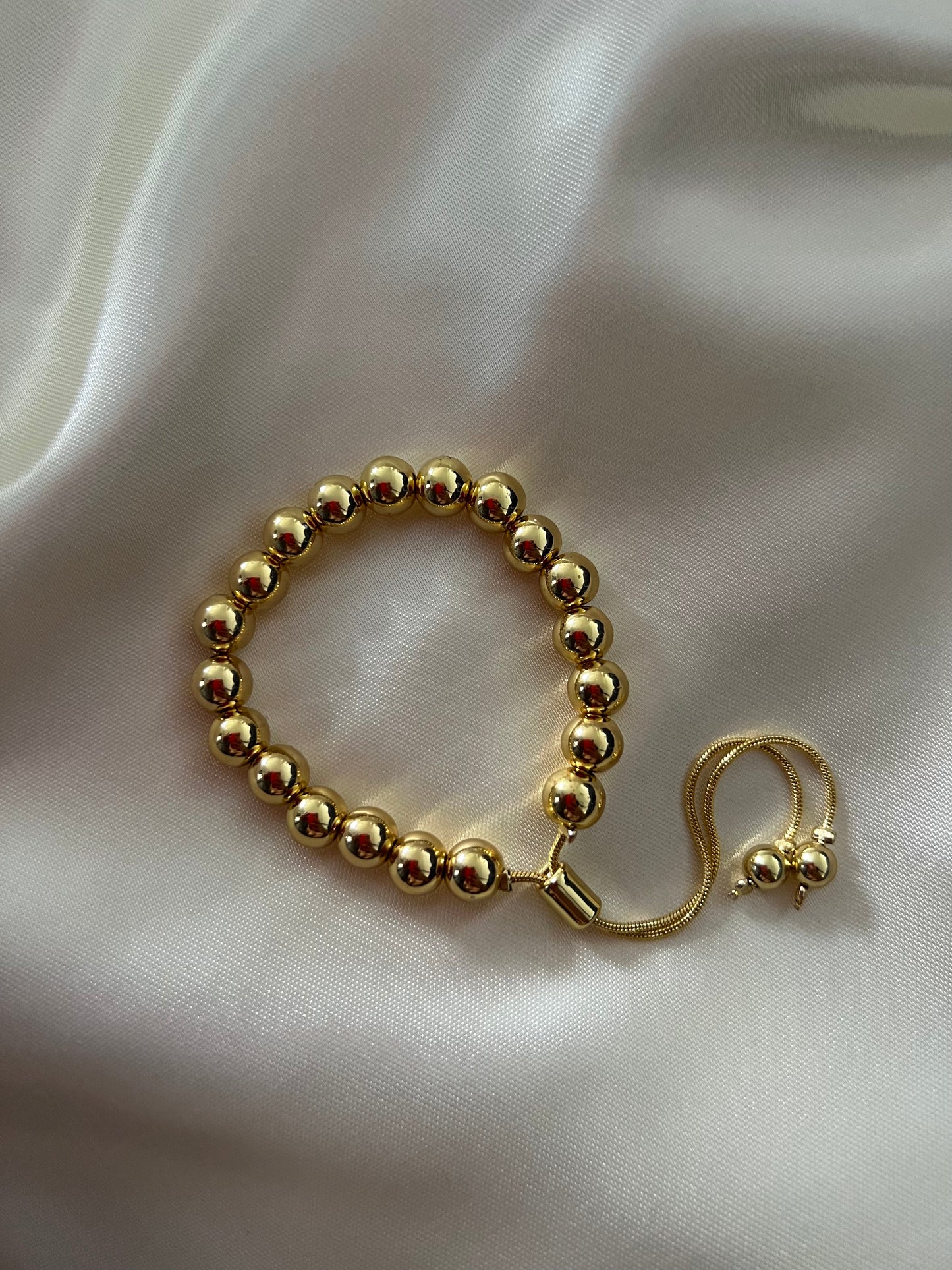 8MM GOLDEN BALL BRACELET