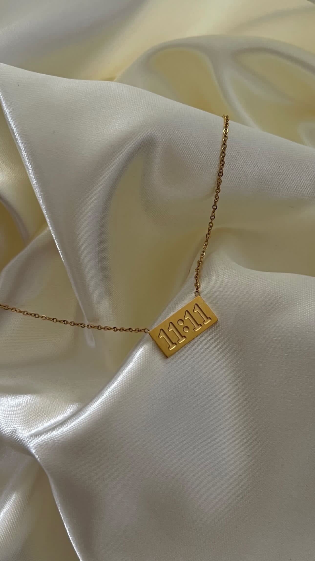 11:11 GOLDEN NECKLACE