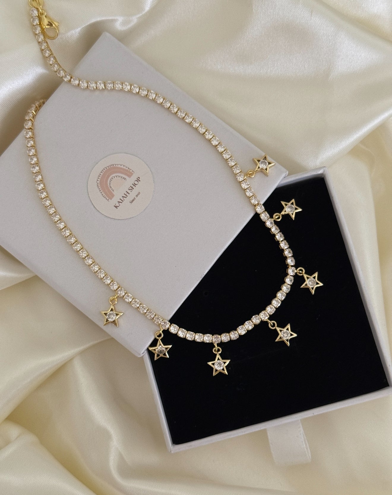 STAR NECKLACE