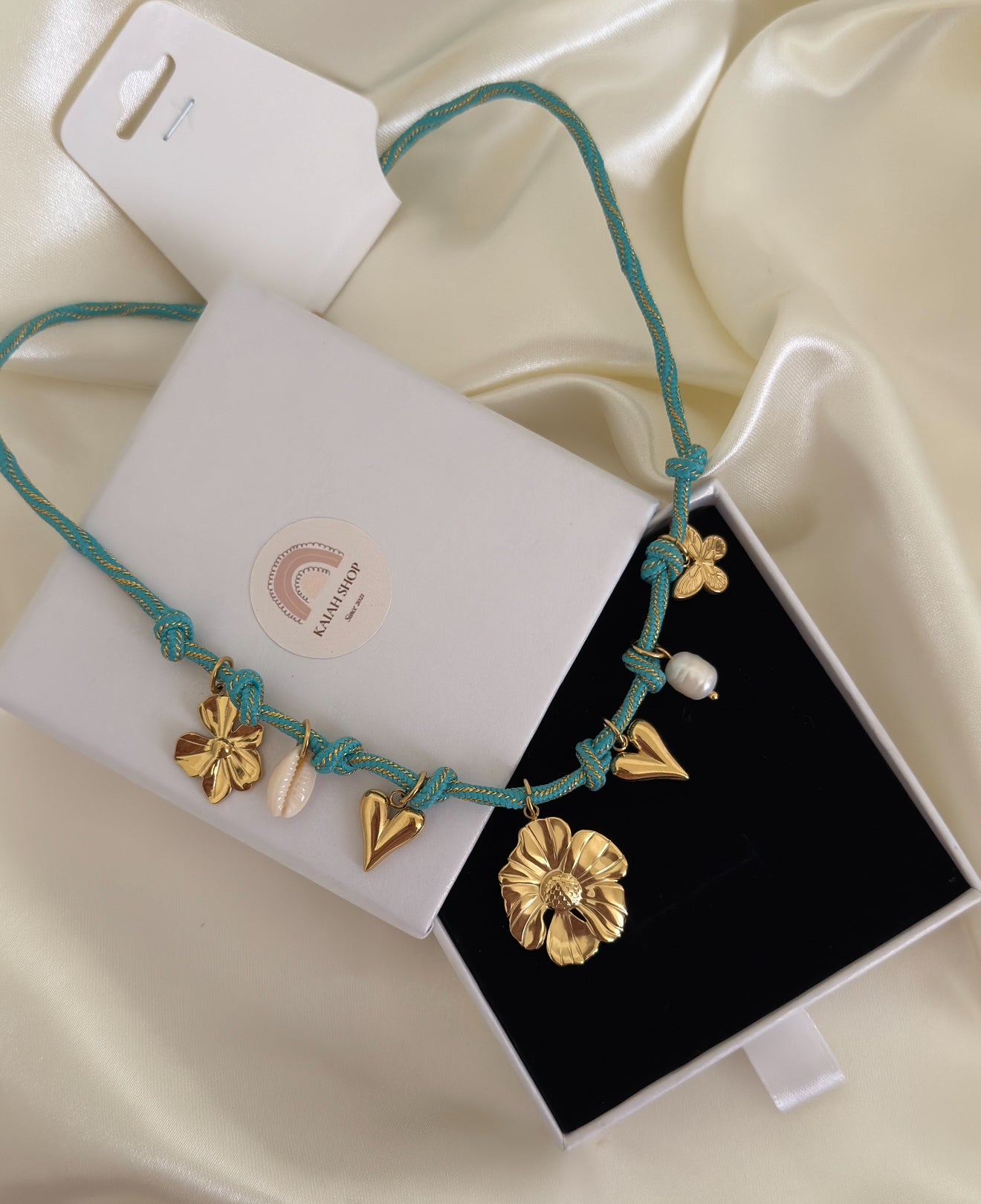 AQUA MUCH CHARM