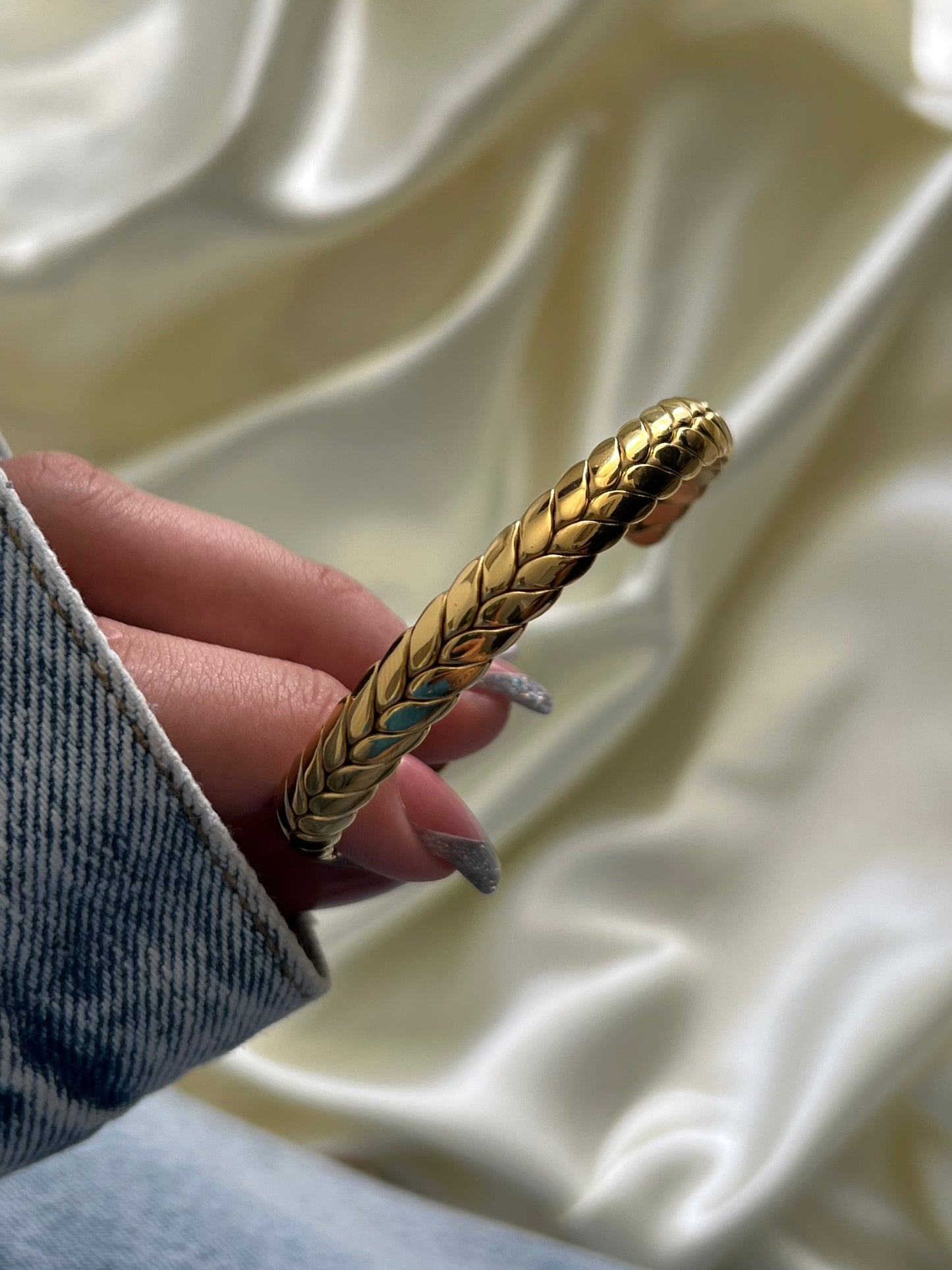 ÁGATHA BANGLE