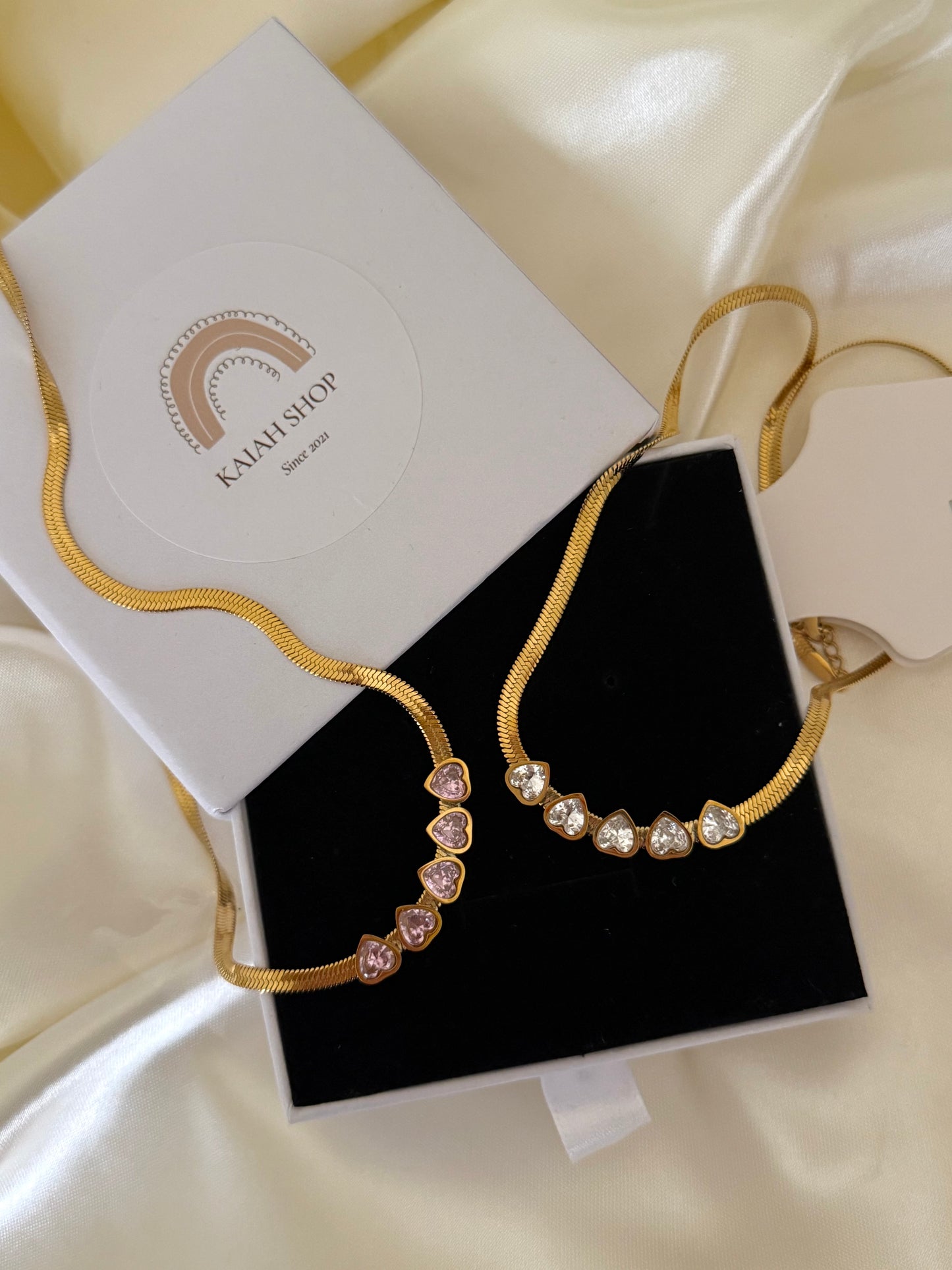 HEARTS NECKLACE