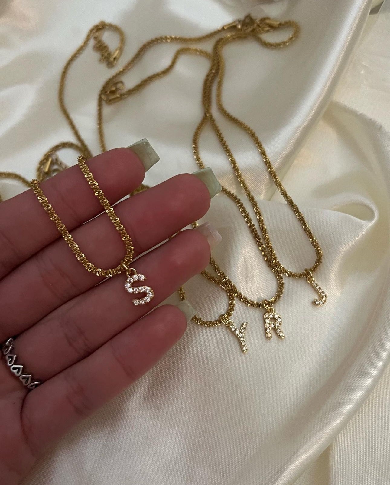 DAINTY INITIAL