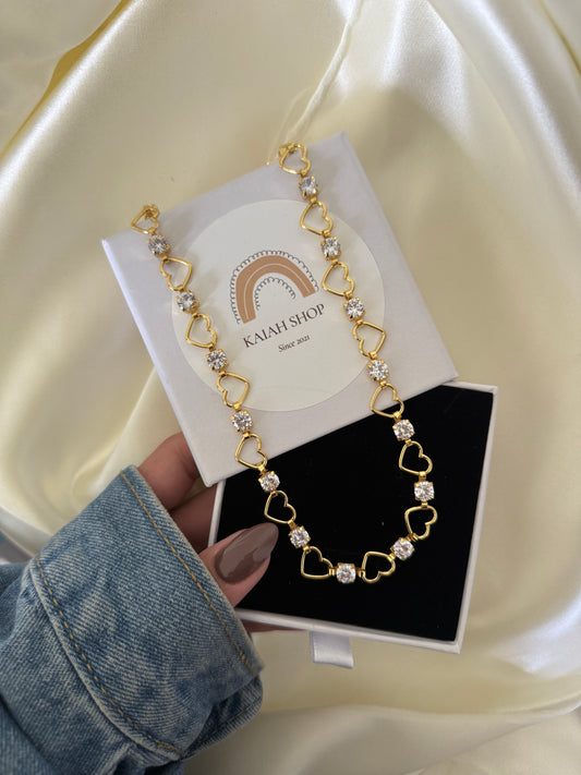 MUCH HEART DAINTY NECKLACE