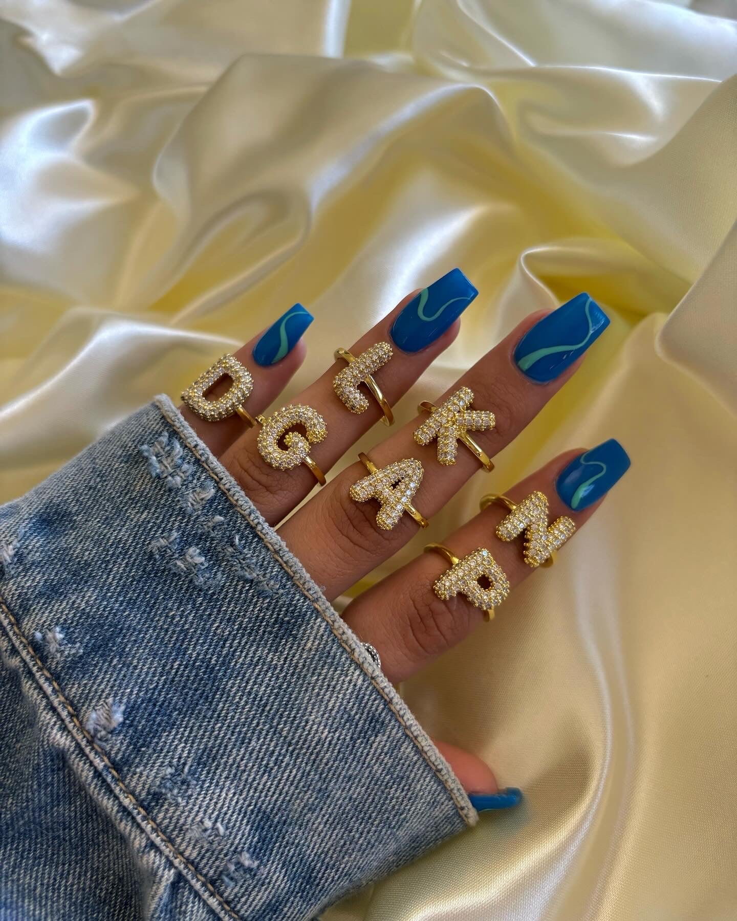 DAINTY LETTER INITIAL RING