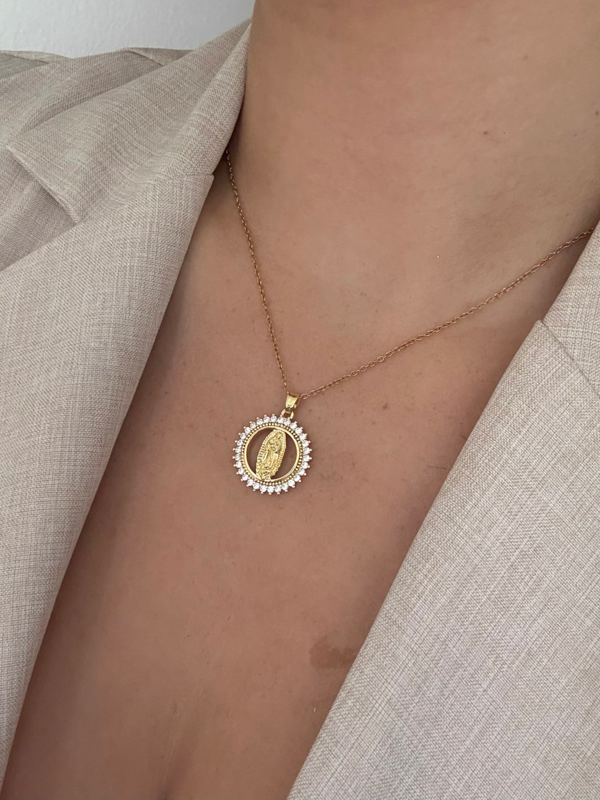 VIRGEN NECKLACE