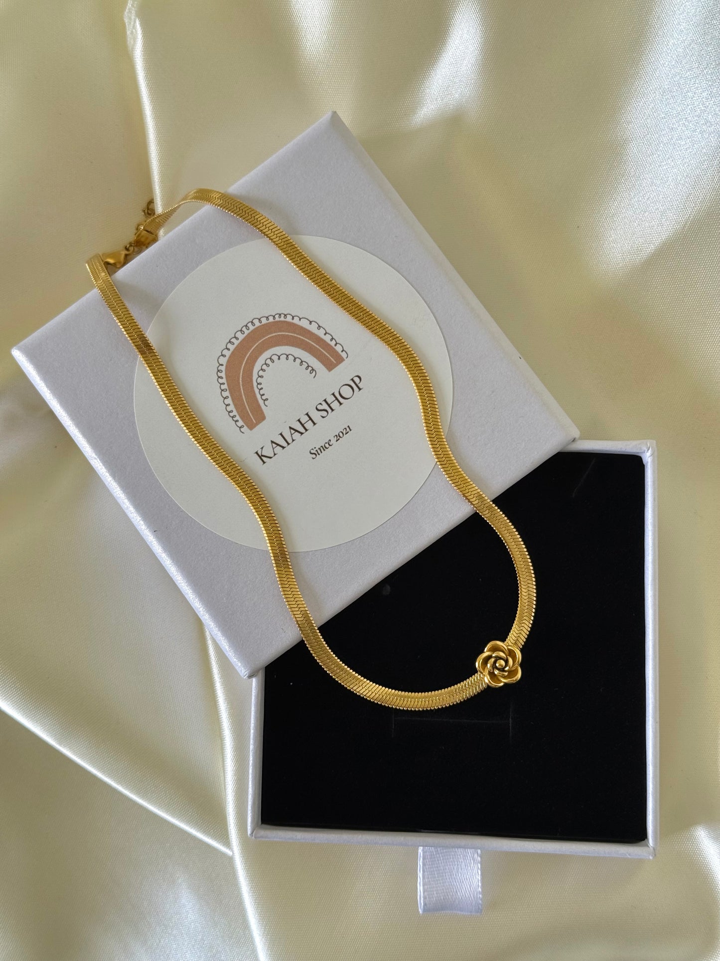 FLORE SNAKE NECKLACE