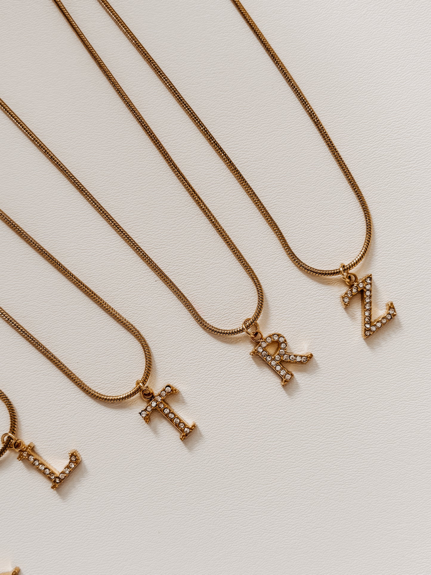 KEISH LETTER NECKLACE