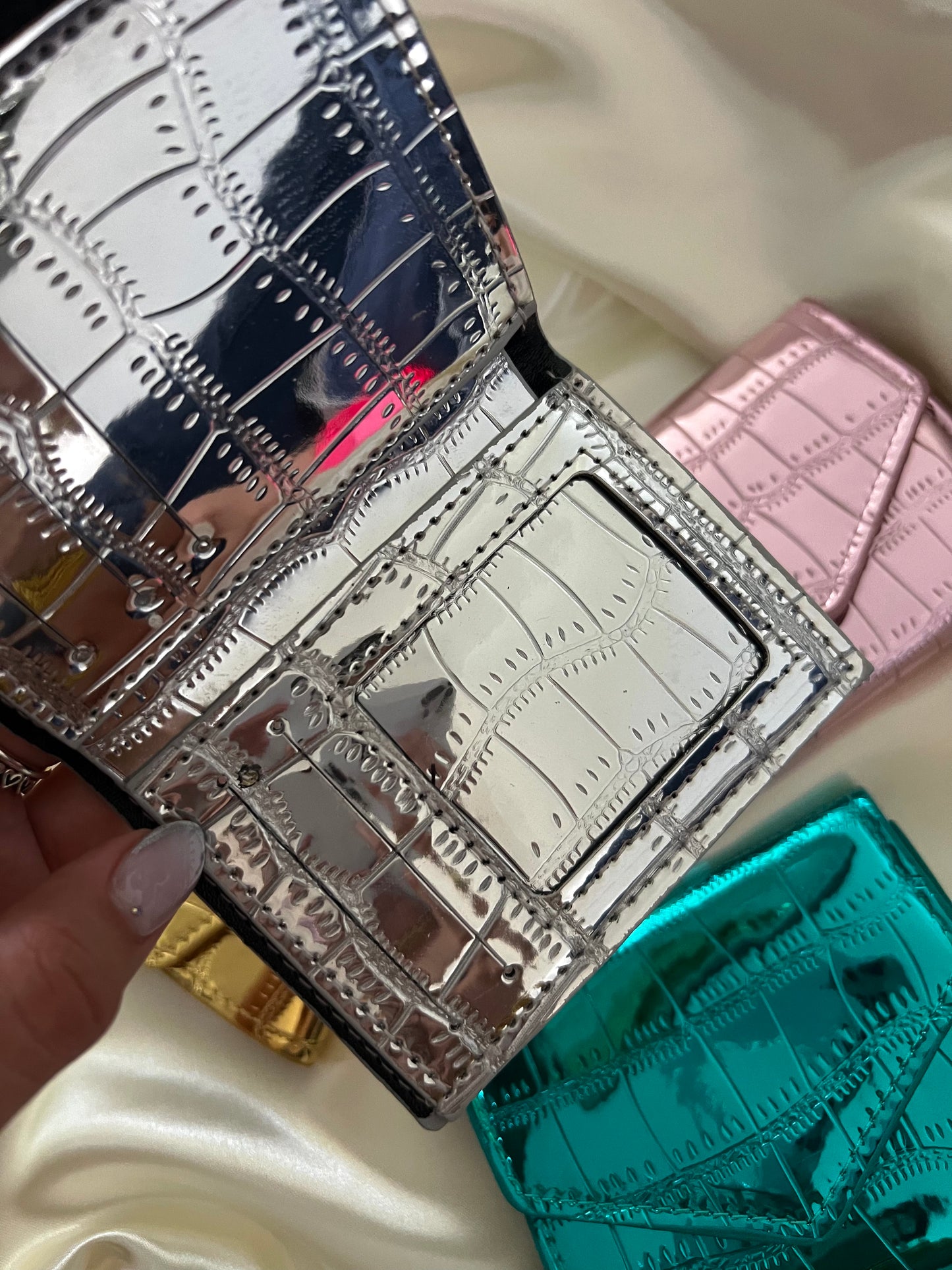 METALLIC  LEATHER WALLET