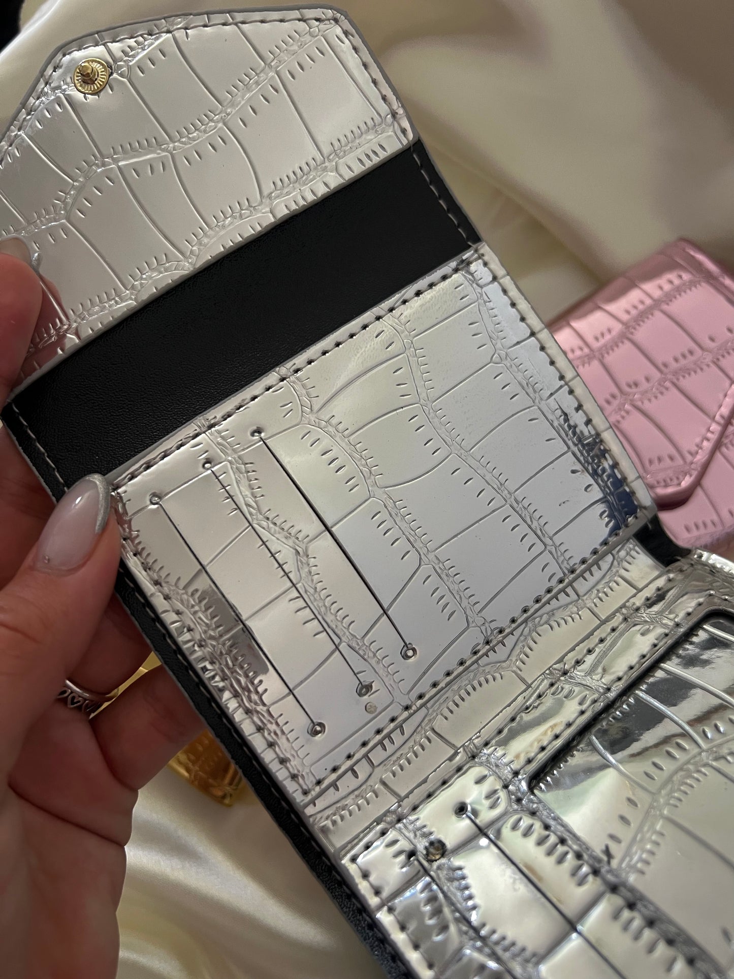 METALLIC  LEATHER WALLET