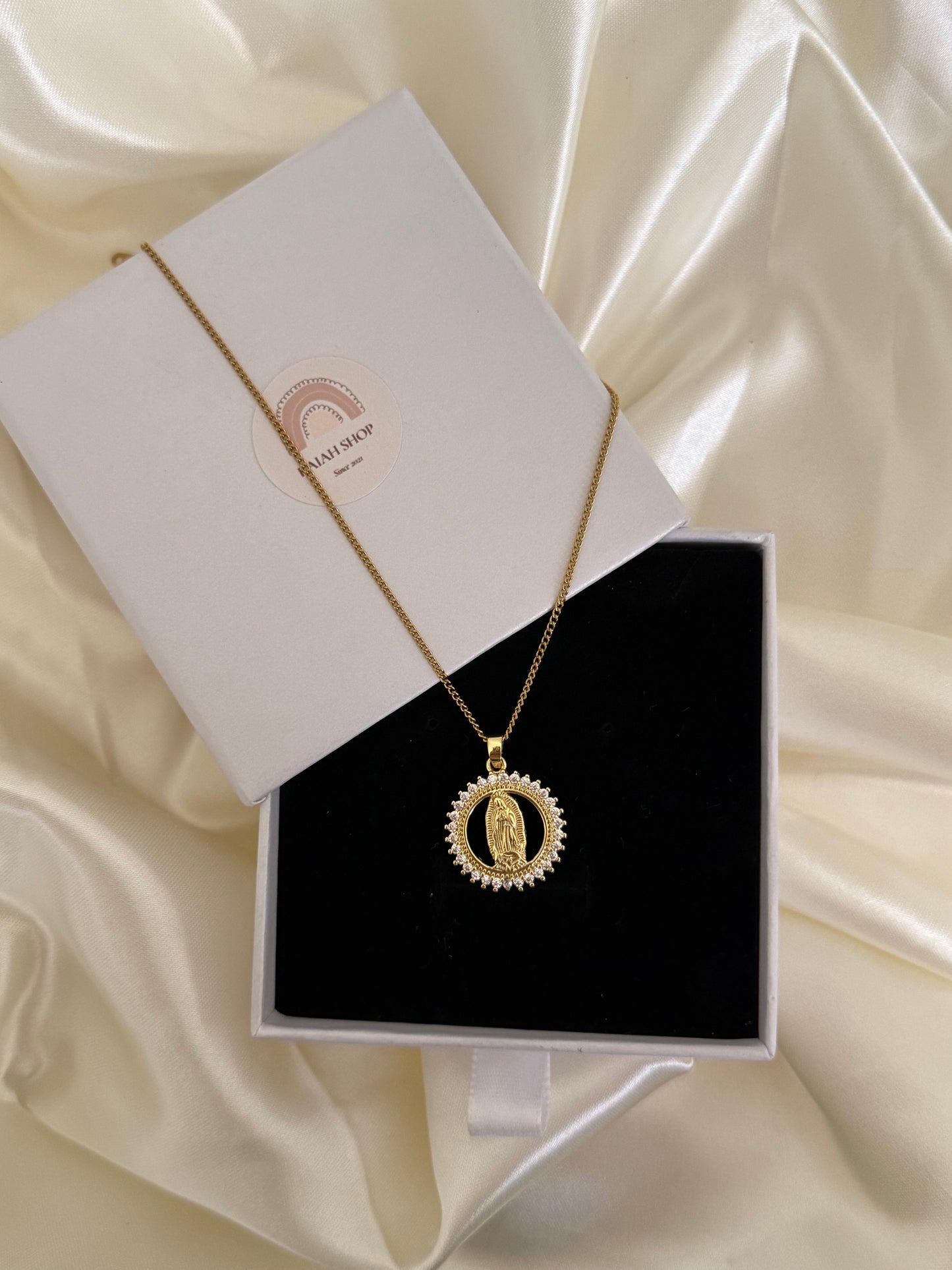 VIRGEN NECKLACE