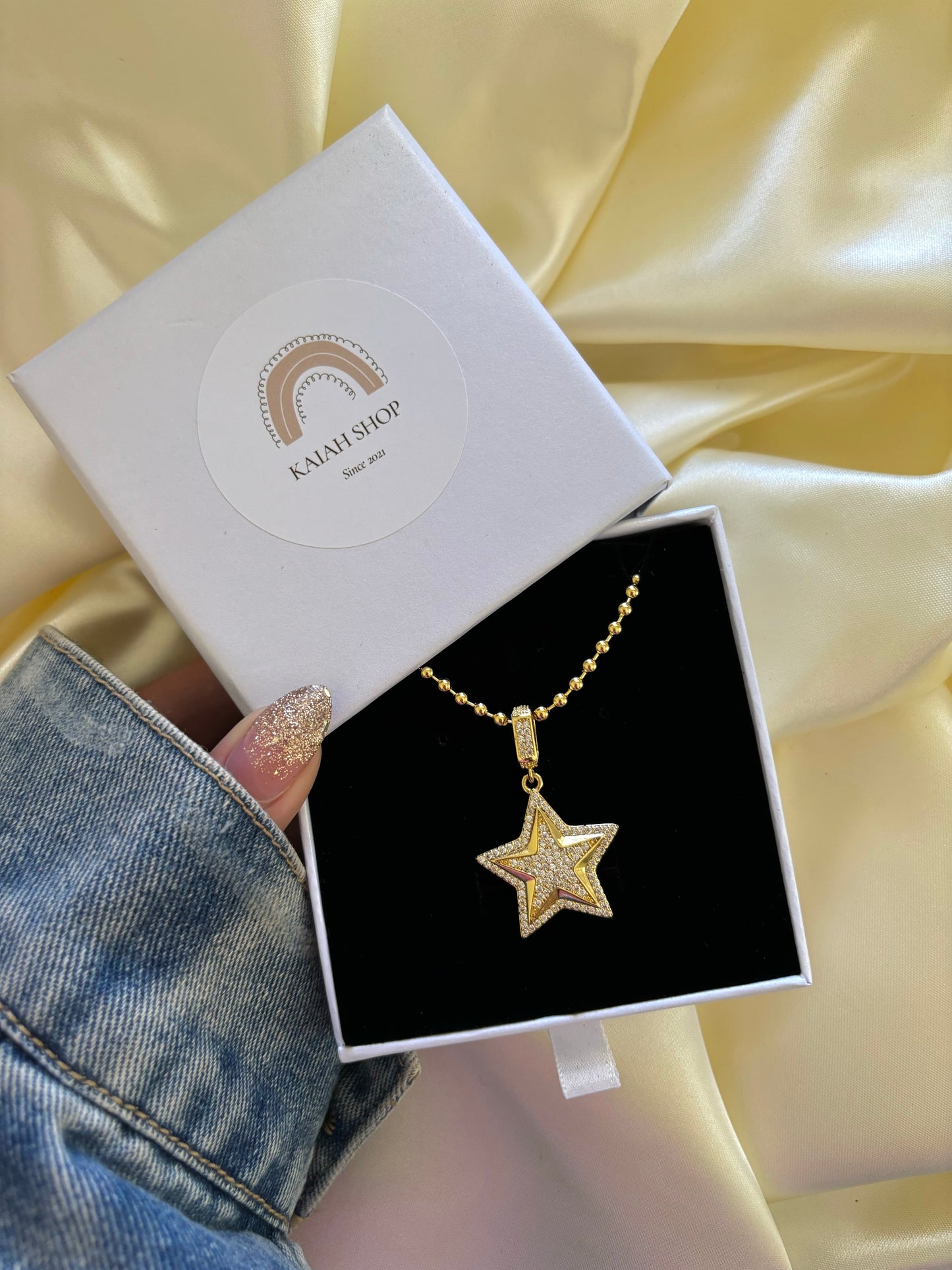 BALL STAR NECKLACE