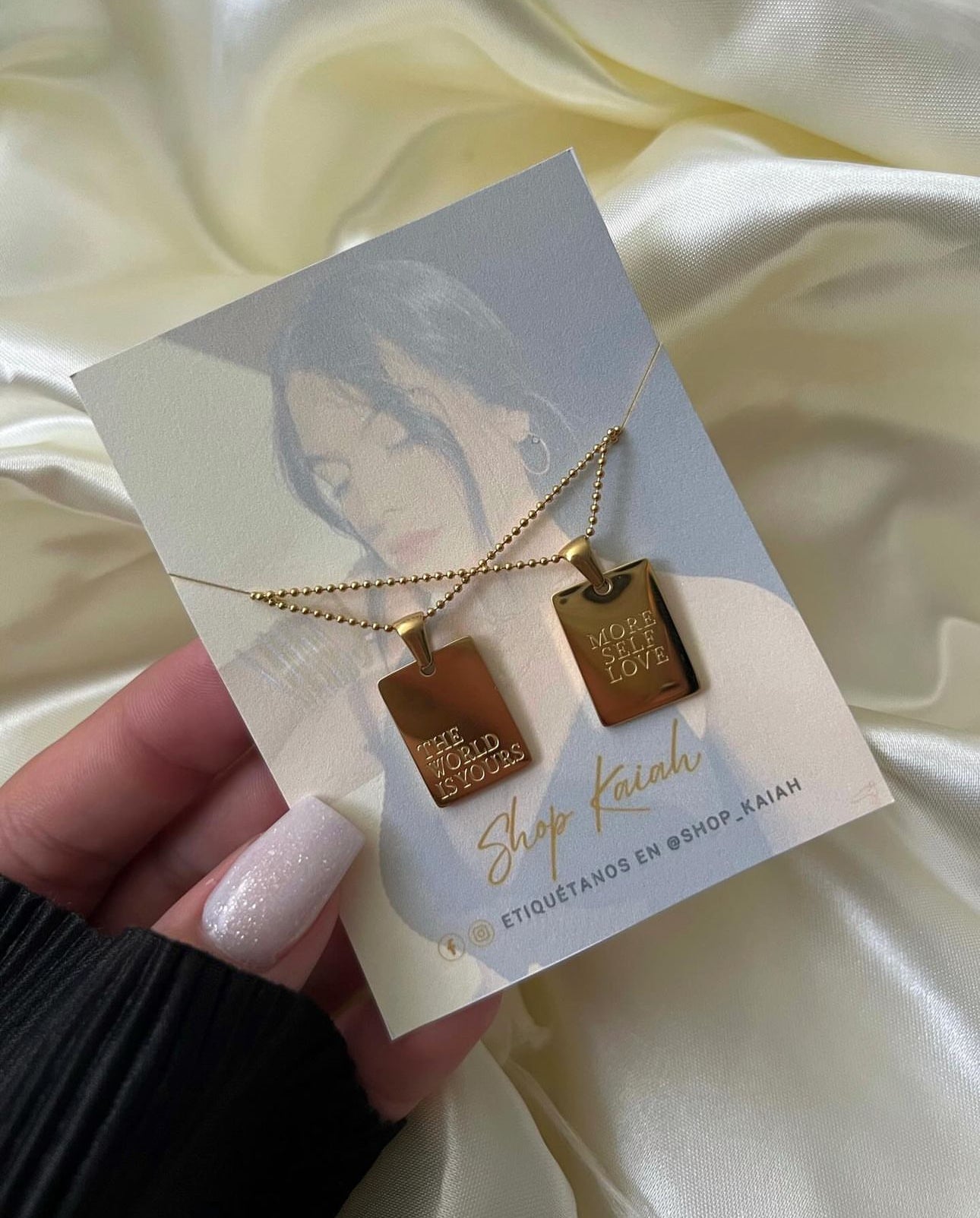 TWO STYLES FOR CHOISE LOVE NECKLACE