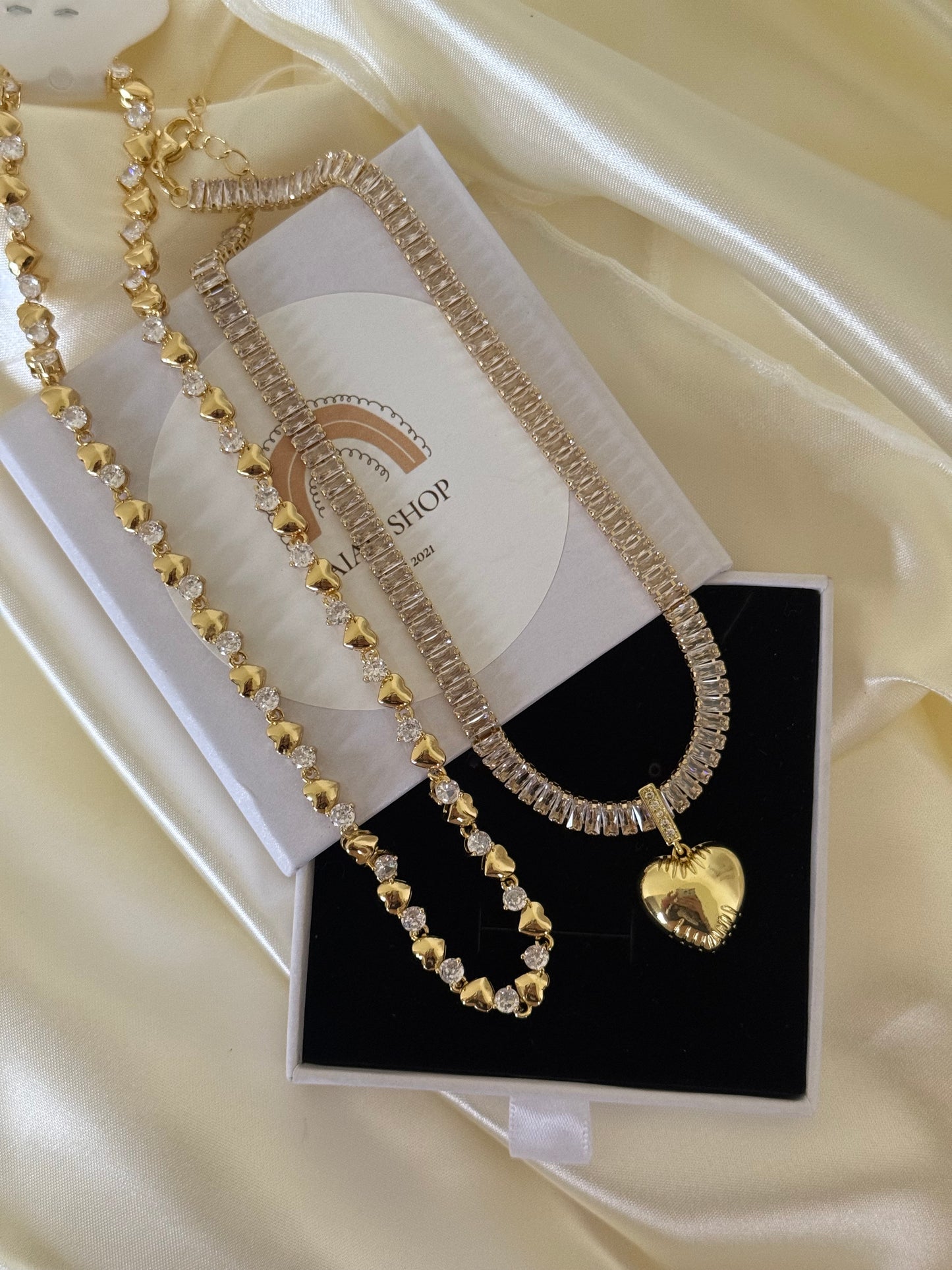 CIRCON NECKLACE