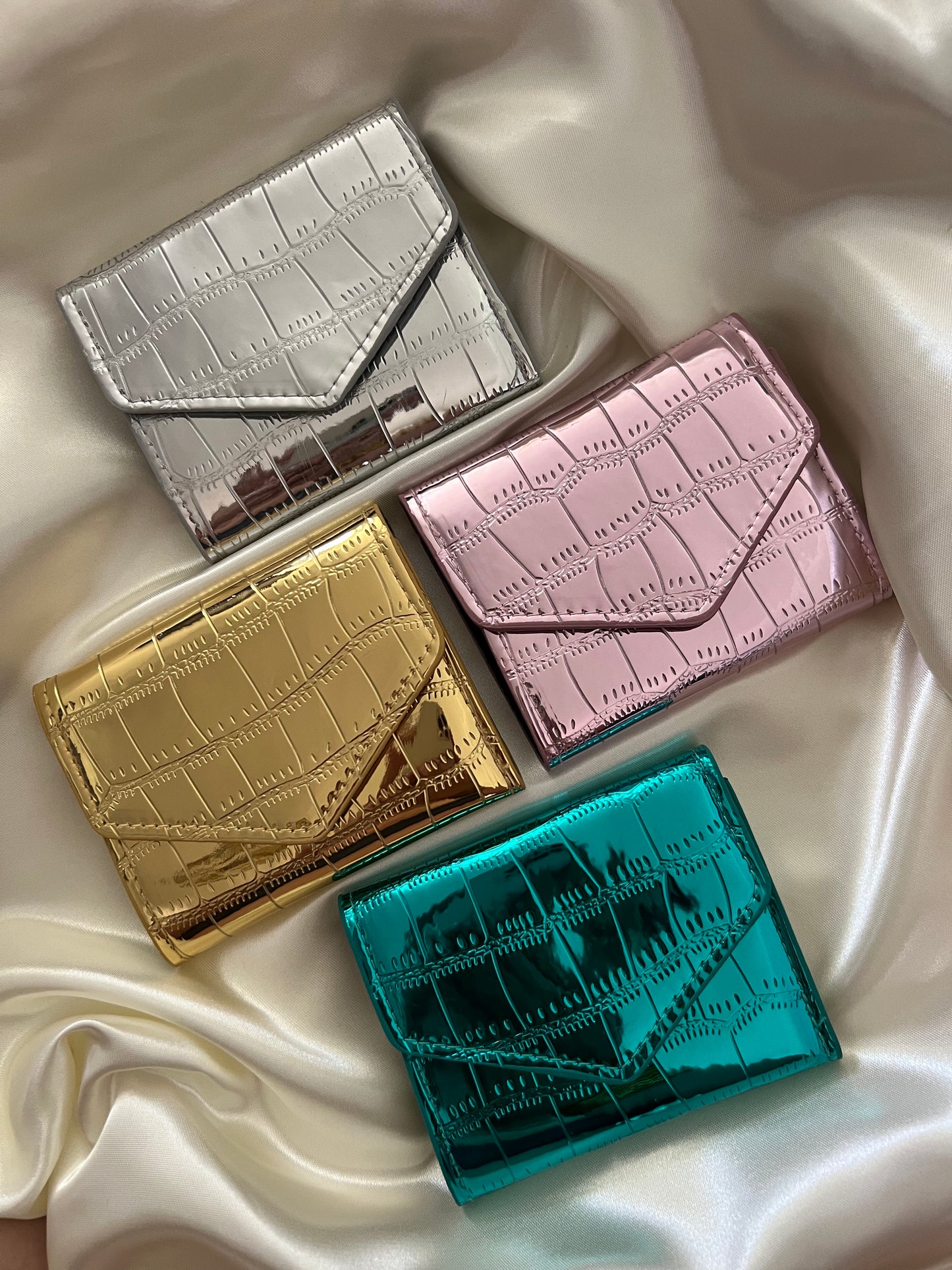 METALLIC  LEATHER WALLET