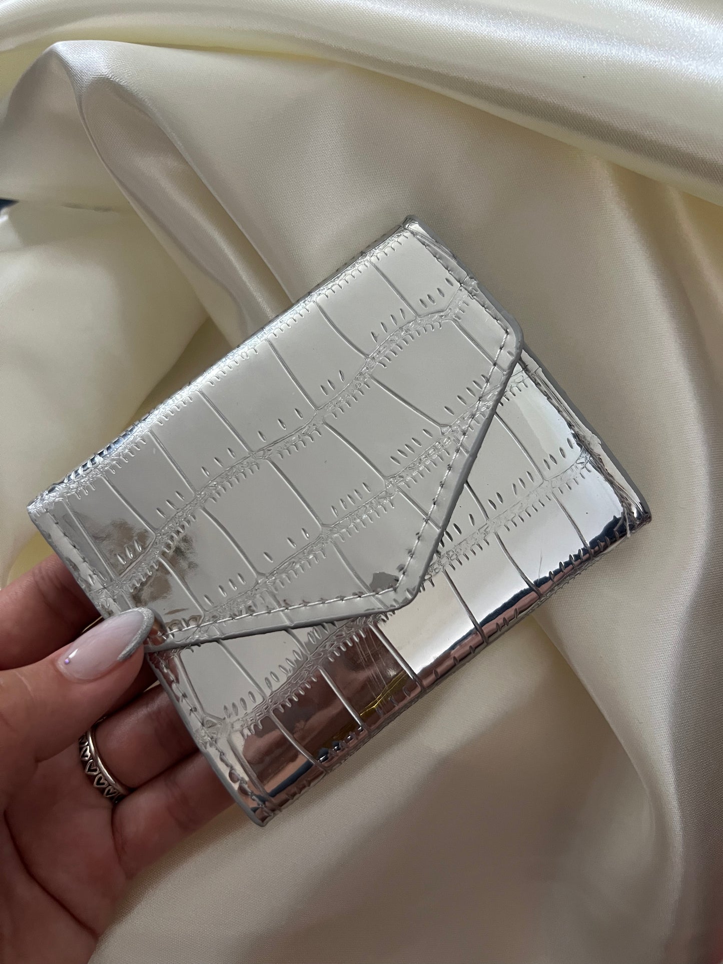 METALLIC  LEATHER WALLET