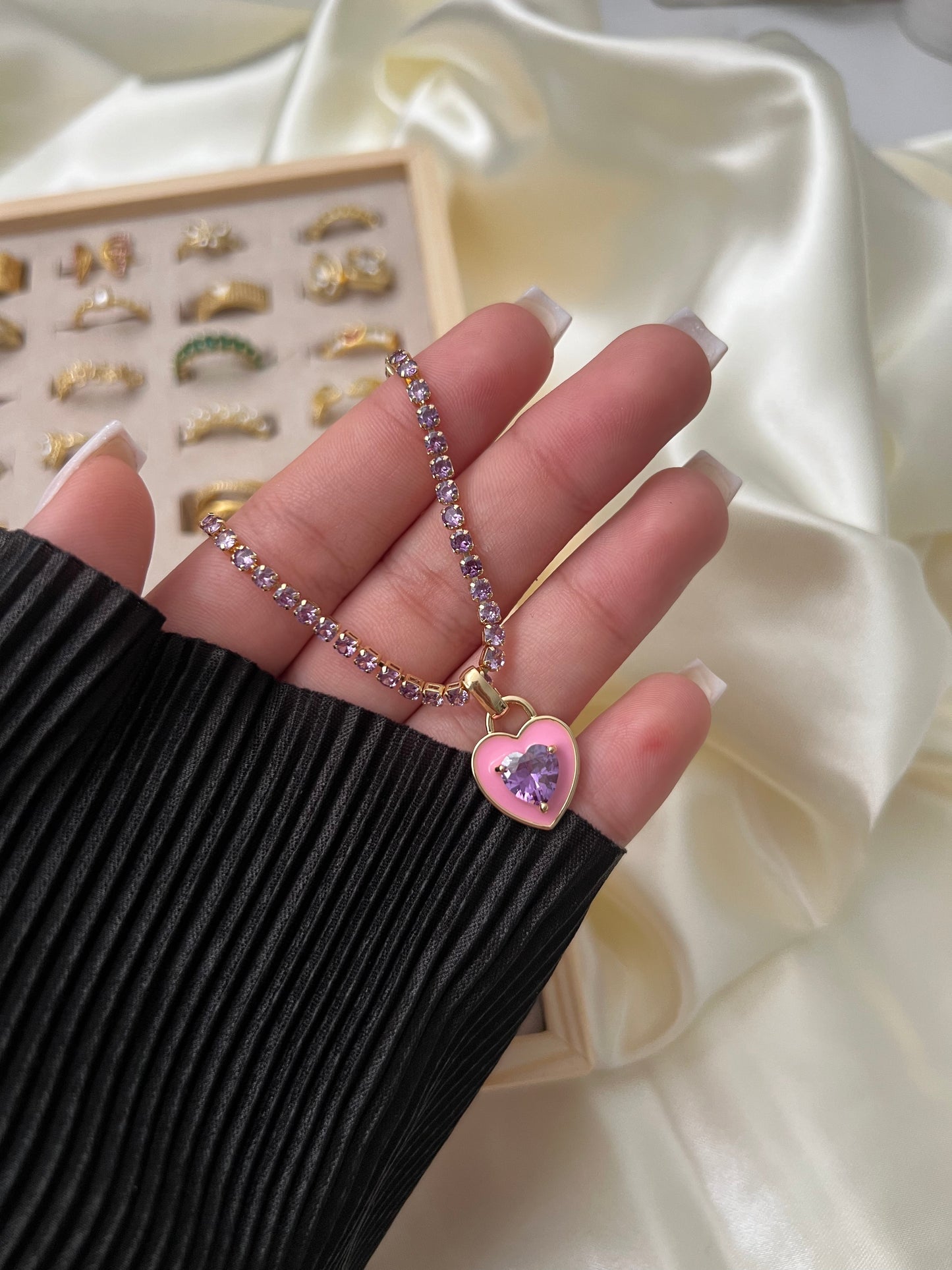 BARBIE DAINTY NECKLACE